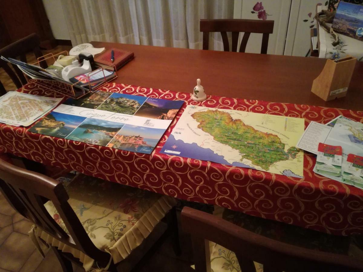 B&B La Damigiana Fioi Piano di Follo Exteriör bild